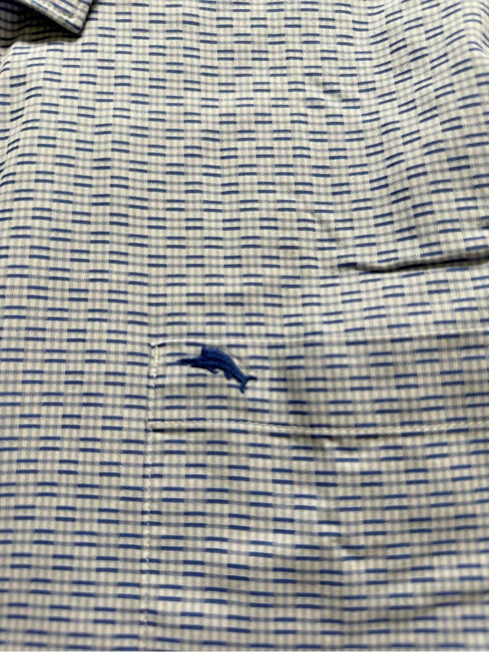 EUC Tommy Bahama Pale Blue Textured Long-Sleeve Button Shirt - Picture 4 of 8
